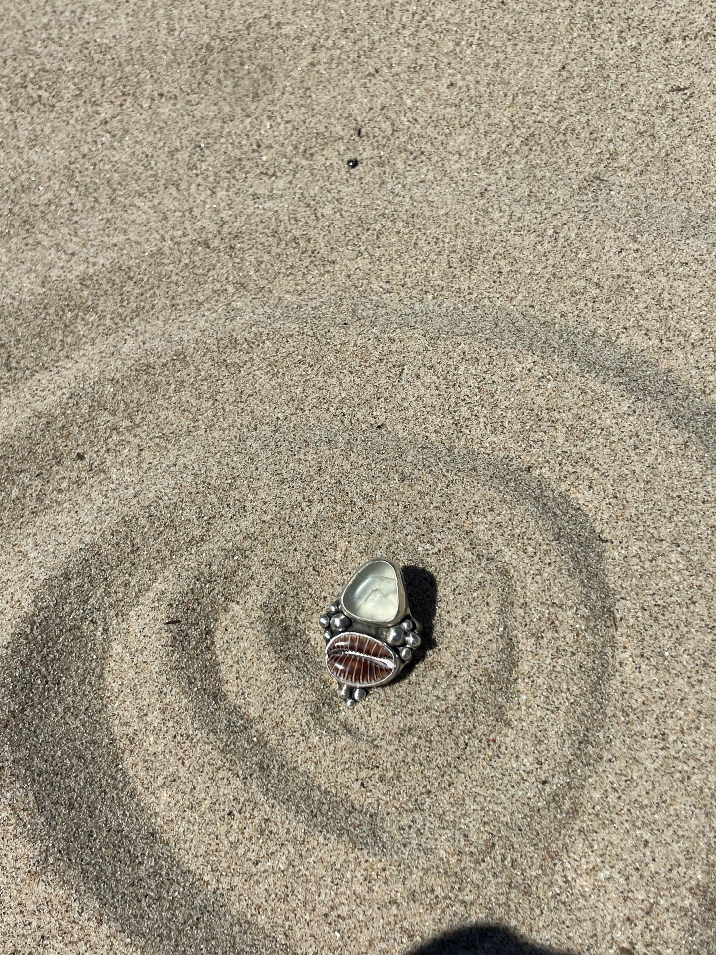 Fluorite & Brown Cowrie Shell Ring Size 5.5