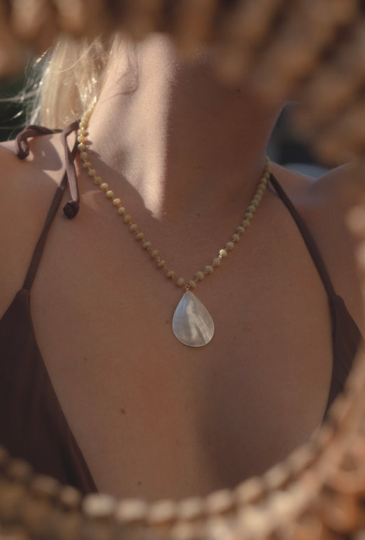 Willow Necklace - Mother of Pearl Necklace