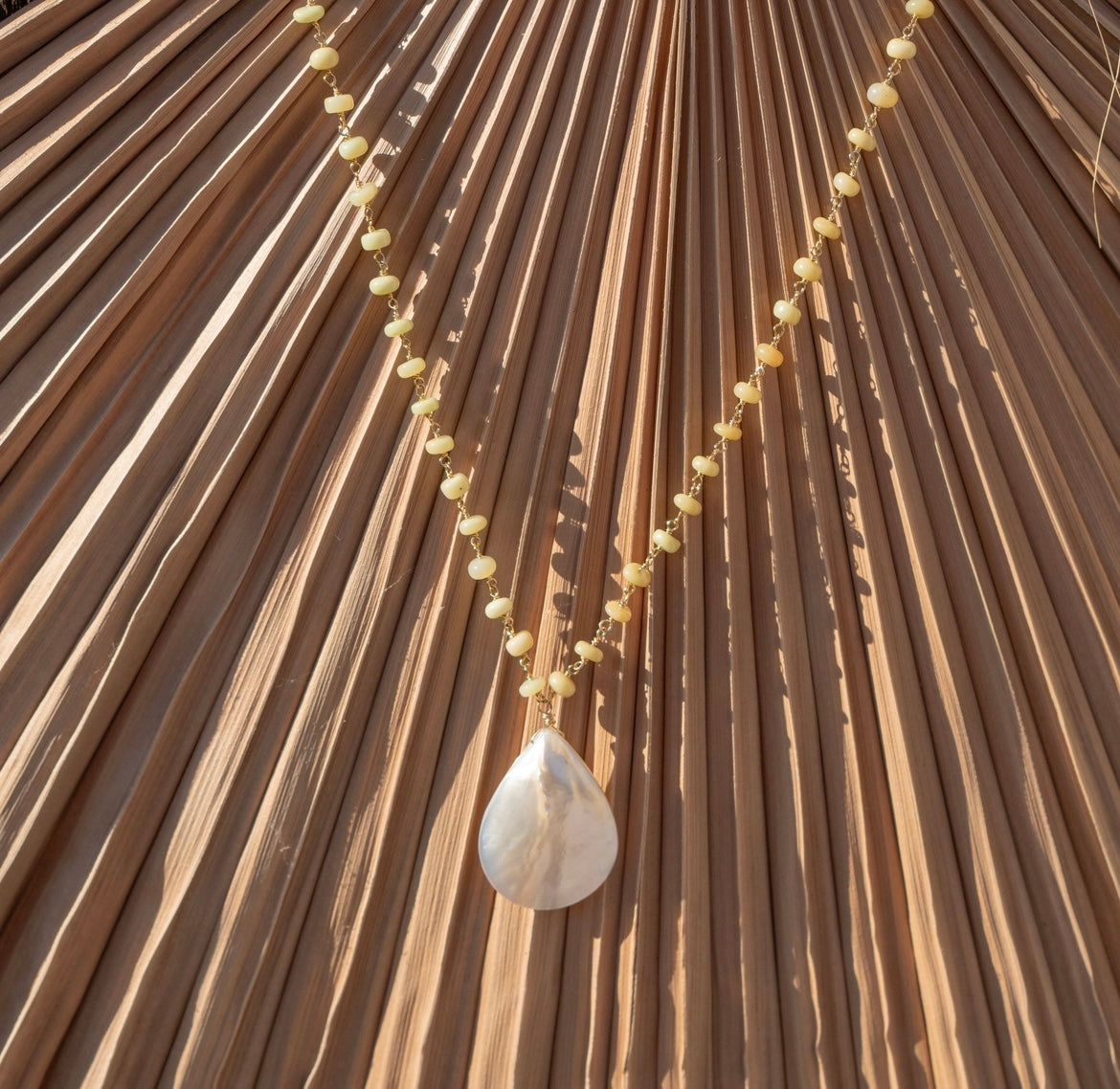 Willow Necklace - Mother of Pearl Necklace