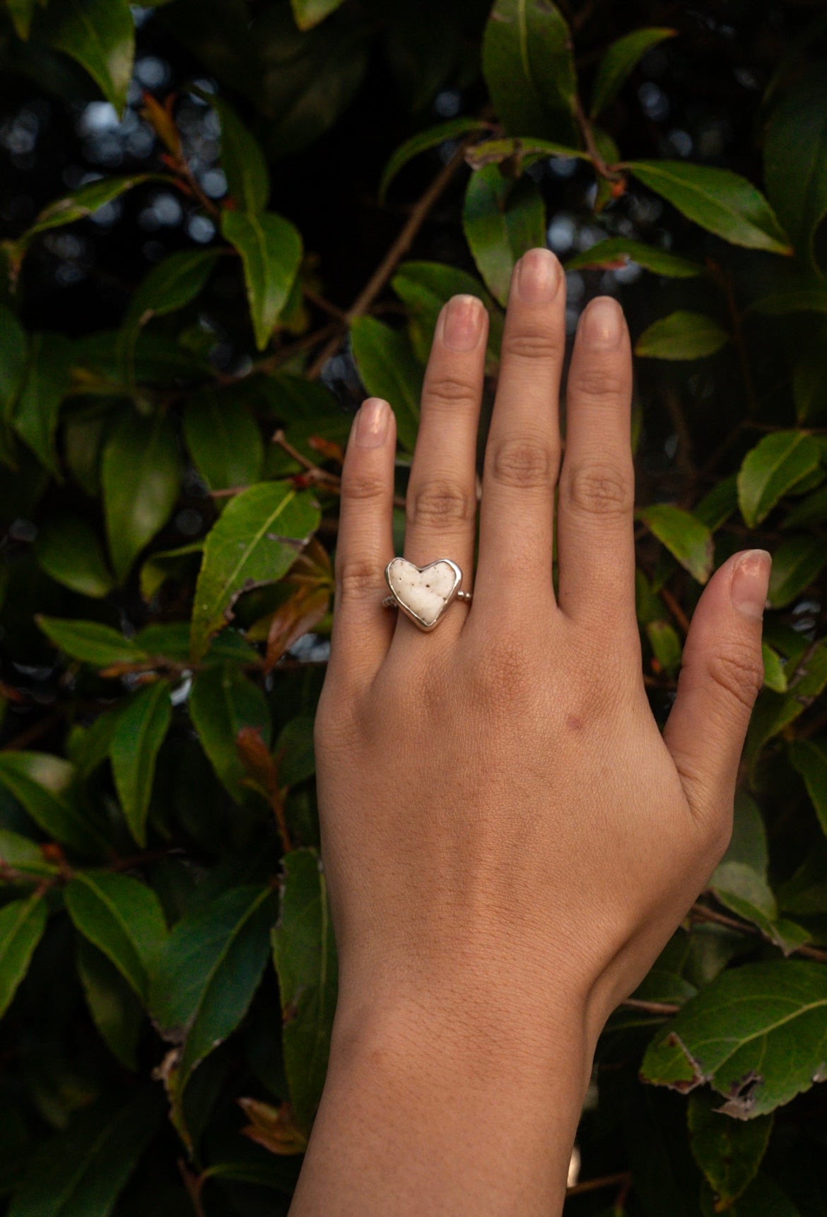 White Shell Heart Ring Size 8.5